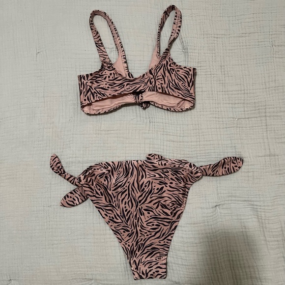 Target Bikini - Picture 3 of 7